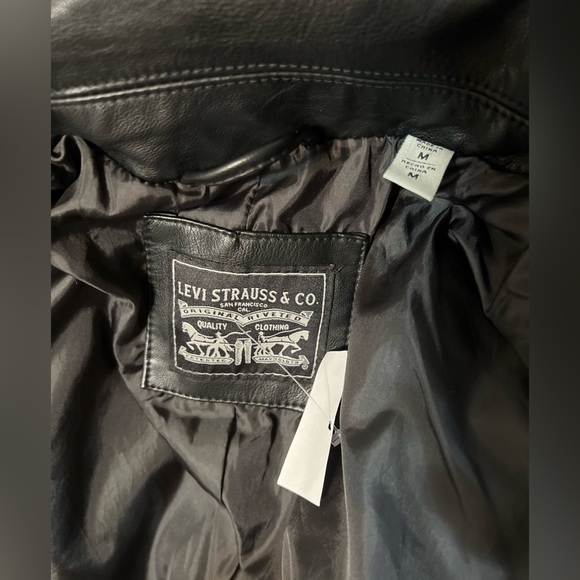 Levi's Belted Hem Moto Jacket - Picture 9 of 17